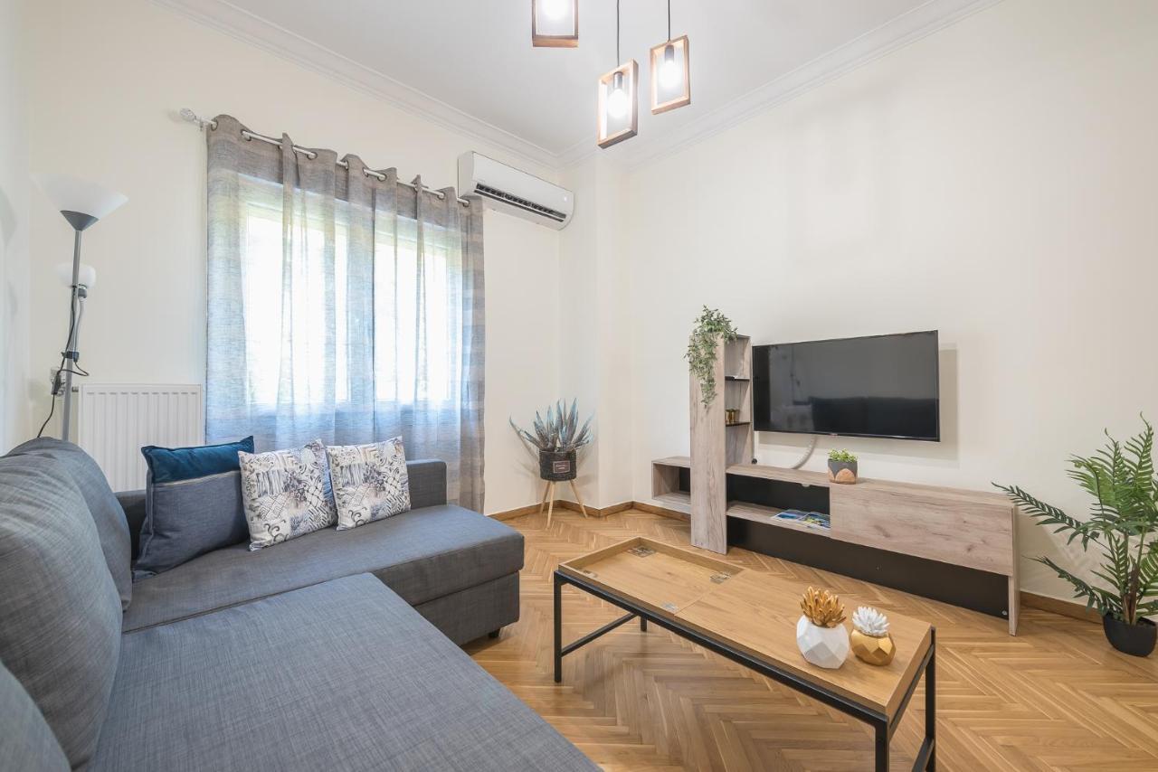 Elegant Suite By Cloudkeys Athens Exterior photo